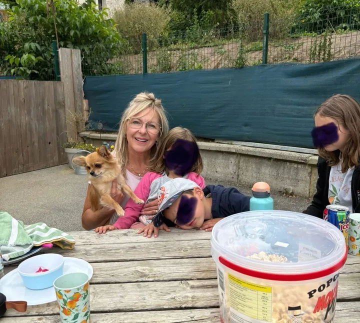 Goûter avec Anne et un chihuahua
